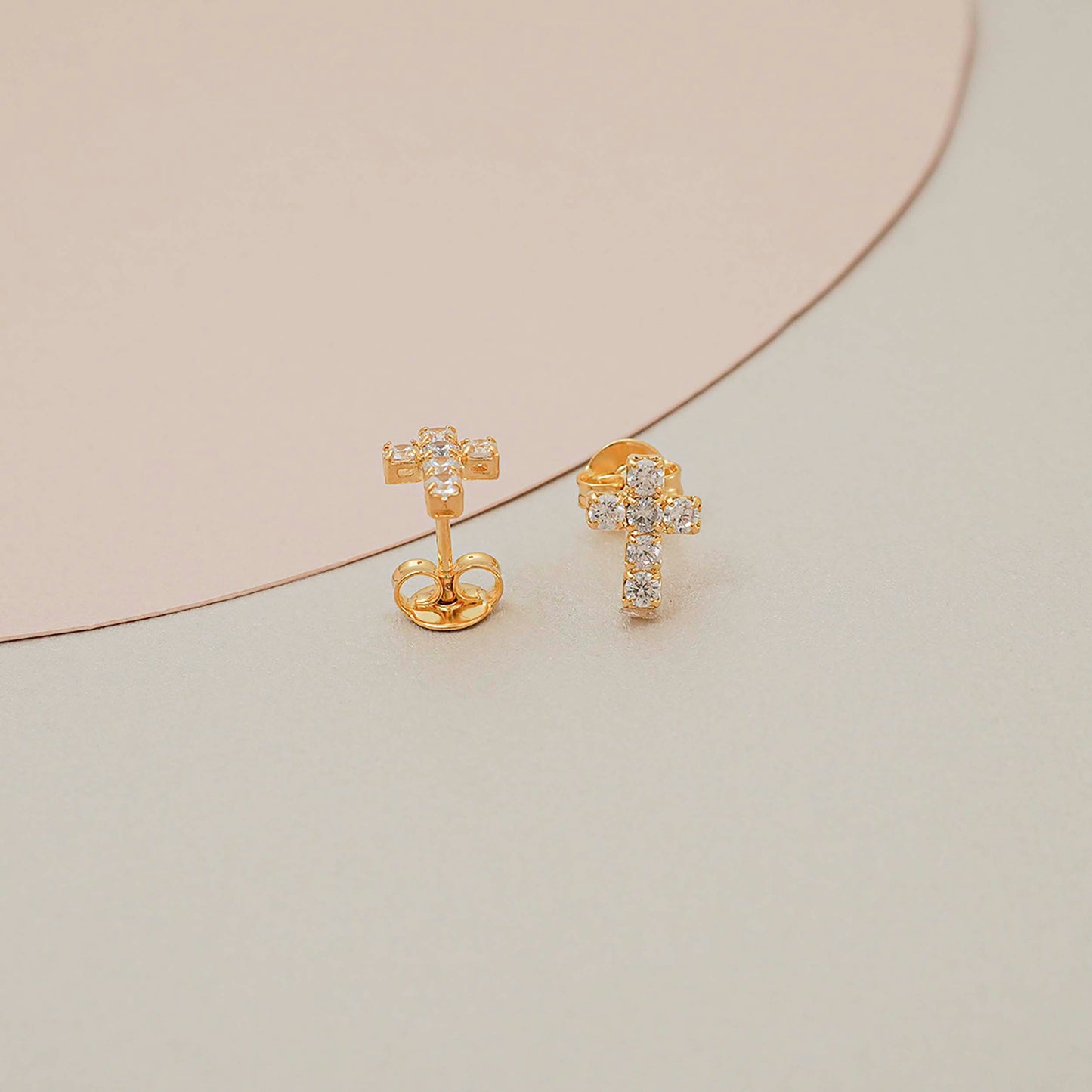 A Cruz 6 circonias 0.8mm CRISTAL