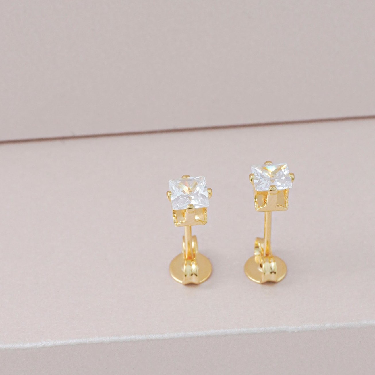 A Topo Circon Cuadrado CRISTAL