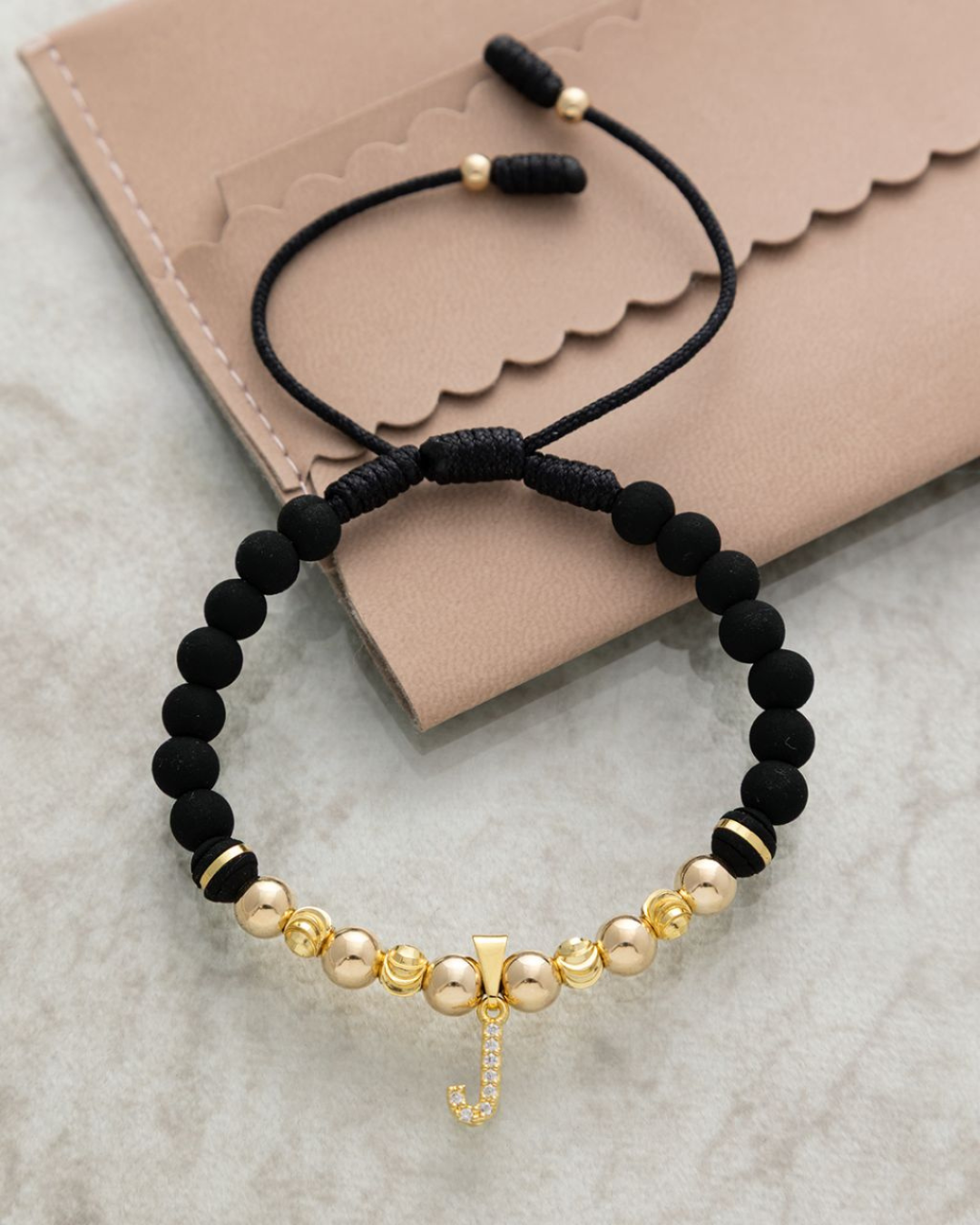 PULSERA ARTESANAL INICIAL CIRCONIAS