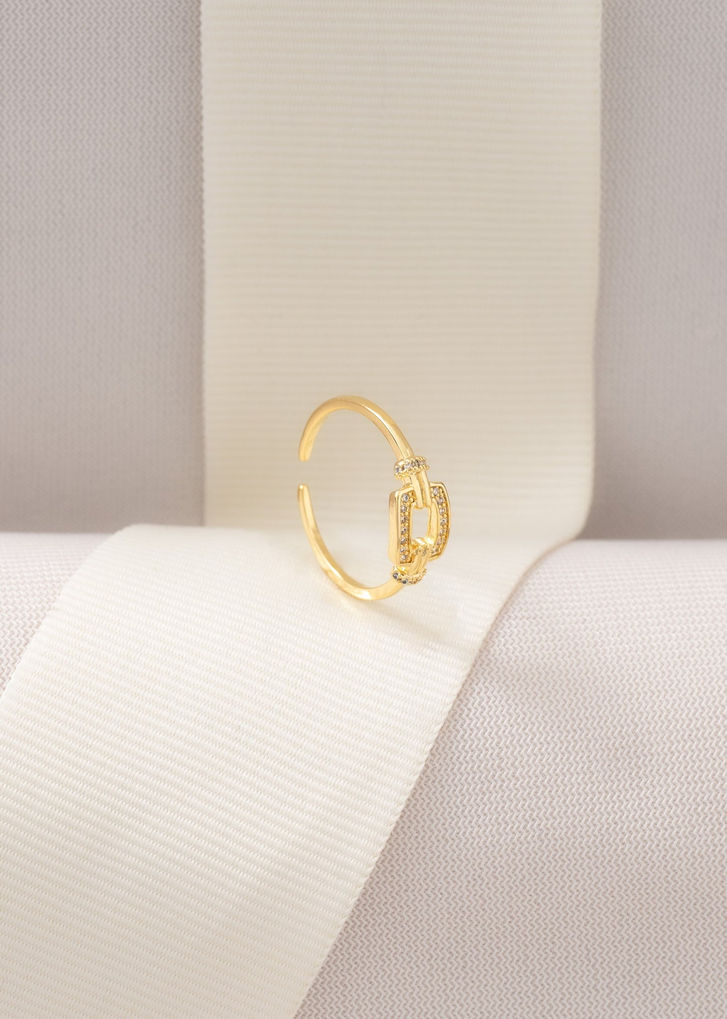 Anillo Crystal Box Ajustable